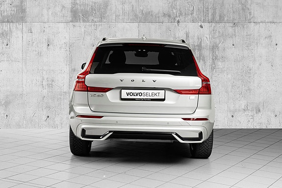 Volvo XC60 5 of 30