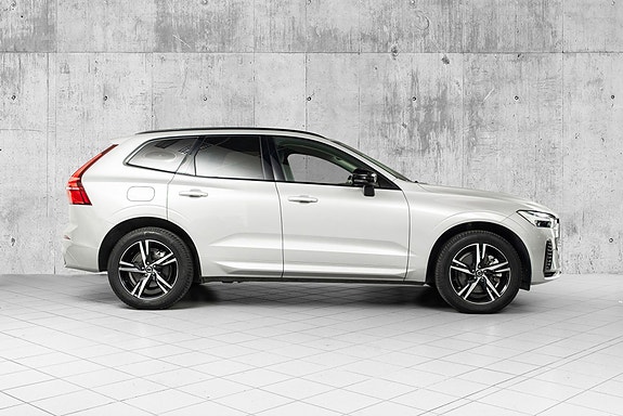Volvo XC60 3 of 30