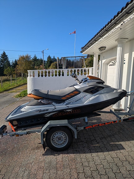 Seadoo RXP 255 med henger 2 of 13