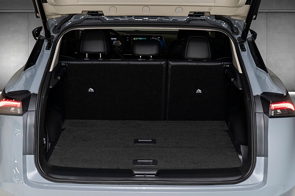 Nissan Ariya 10 of 28