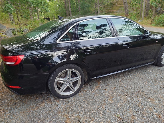 Audi A4 4 of 6