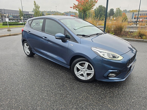 Ford Fiesta 17 of 18