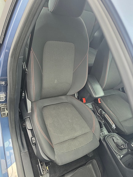 Ford Fiesta 4 of 18