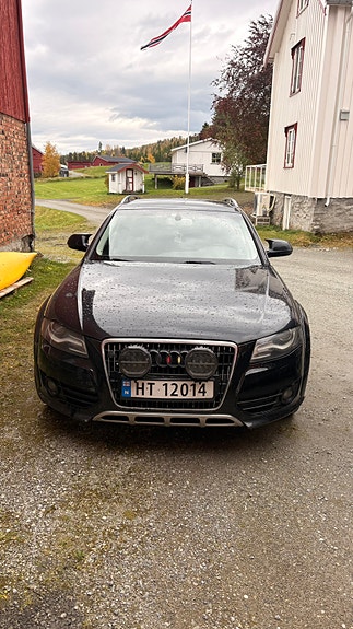 Audi A4 allroad 2 of 15