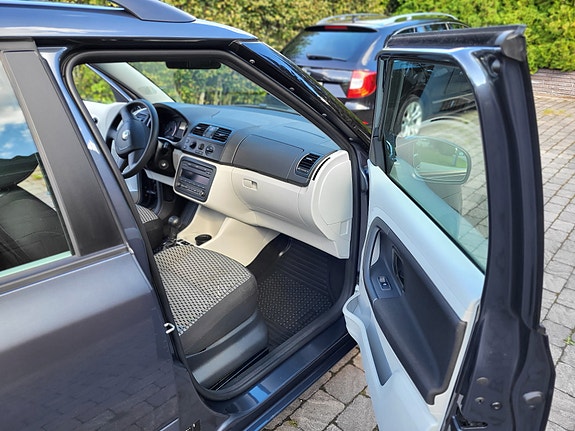 Skoda Fabia 12 of 22