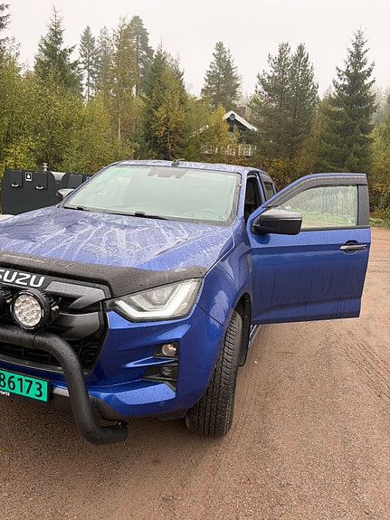 Isuzu D-max 2 of 11