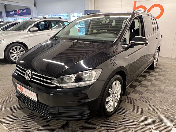 Volkswagen Touran 13 of 30