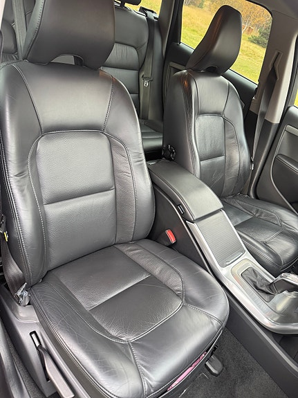 Volvo XC70 8 of 24