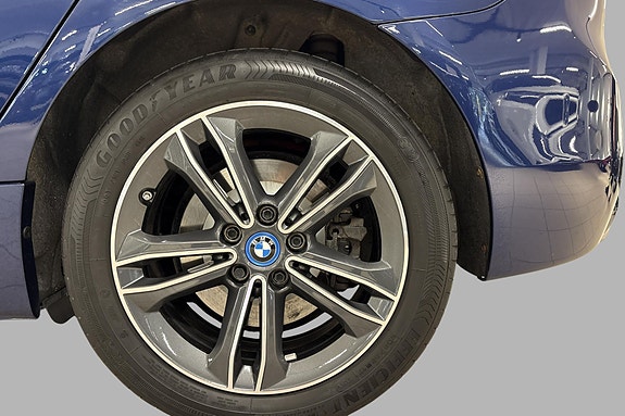 BMW 225xe 19 of 19