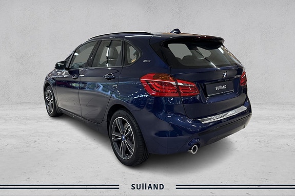BMW 225xe 3 of 19