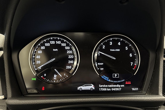 BMW 225xe 13 of 19