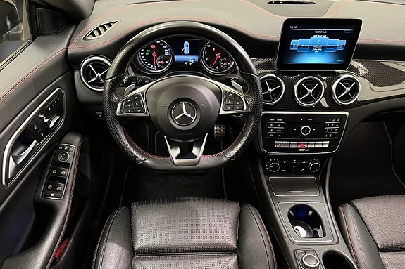 Mercedes-Benz CLA220 10 of 21