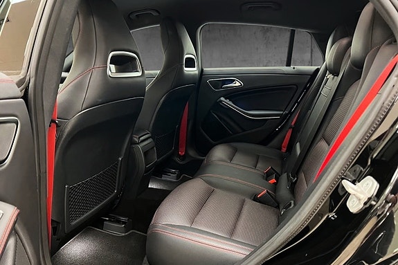 Mercedes-Benz CLA220 20 of 21