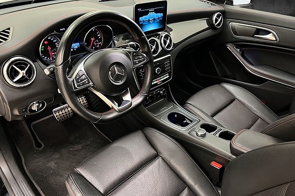 Mercedes-Benz CLA220 8 of 21