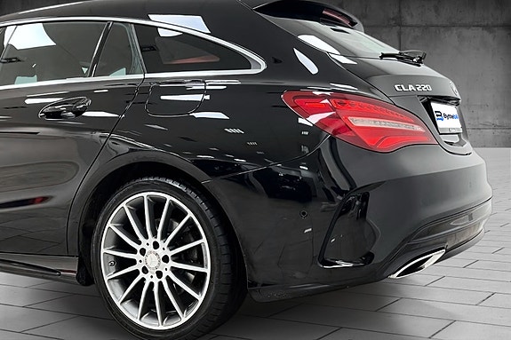 Mercedes-Benz CLA220 5 of 21