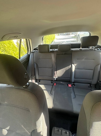 Volkswagen Golf VIII 7 of 10