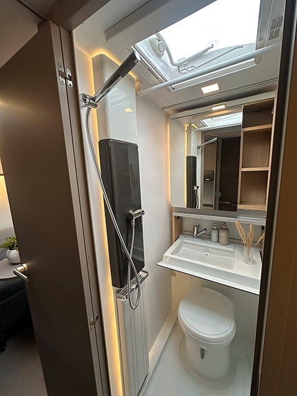 Adria 763uk 27 of 30