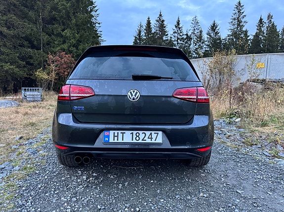 Volkswagen Golf VII 5 of 14