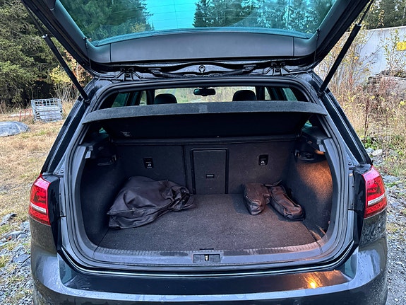 Volkswagen Golf VII 13 of 14
