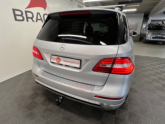 Mercedes-Benz ML250 5 of 30