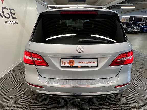 Mercedes-Benz ML250 6 of 30