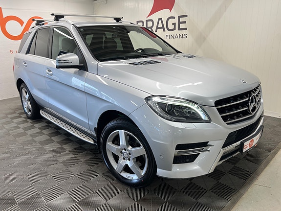 Mercedes-Benz ML250 2 of 30