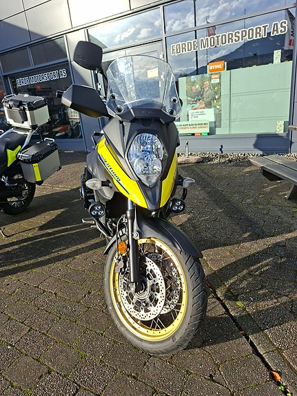 Suzuki DL 650 V-Strom XT 3 of 30