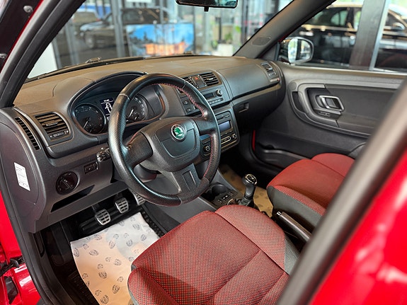 Skoda Fabia 9 of 18