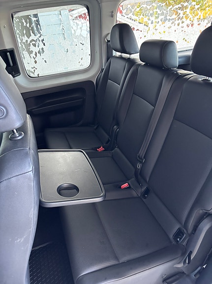 Volkswagen Caddy Maxi 25 of 25
