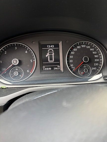 Volkswagen Caddy Maxi 23 of 25