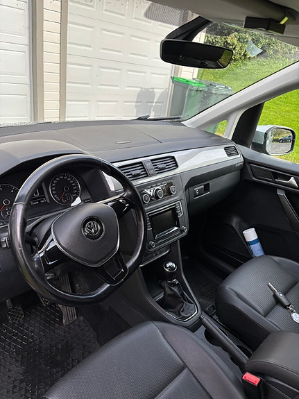 Volkswagen Caddy Maxi 15 of 25