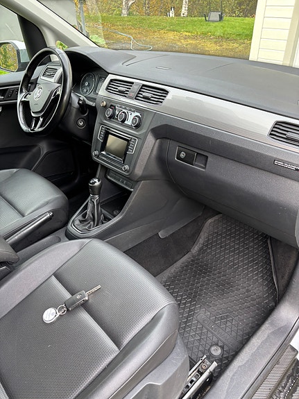 Volkswagen Caddy Maxi 5 of 25