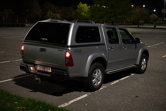Isuzu D-max 6 of 30