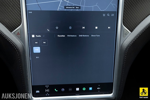 Tesla Model S 17 of 30