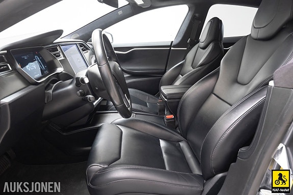 Tesla Model S 11 of 30