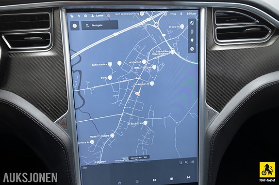 Tesla Model S 18 of 30