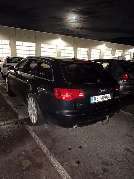Audi A6 2 of 5