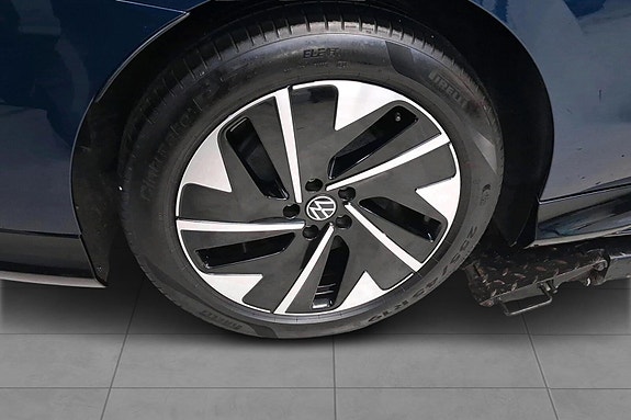Volkswagen ID.7 13 of 16