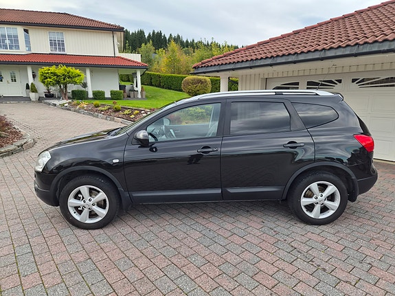 Nissan Qashqai+2 2 of 21
