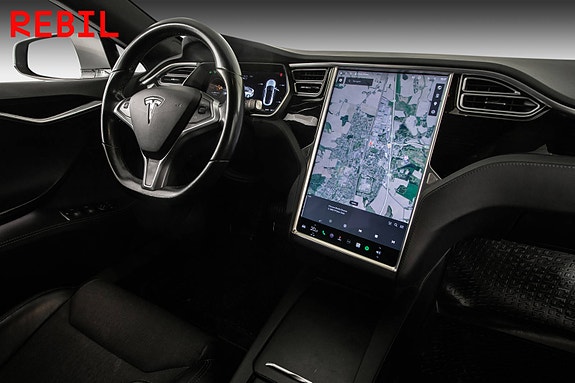 Tesla Model S 14 of 28