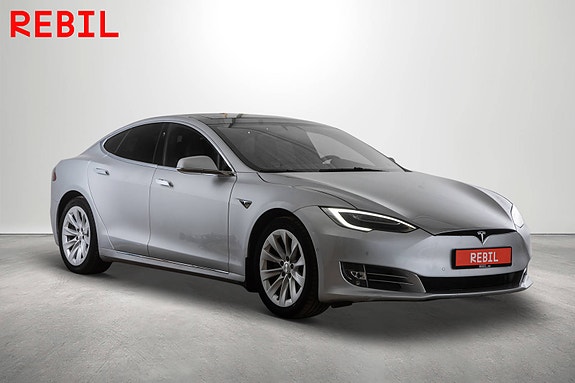 Tesla Model S 4 of 28