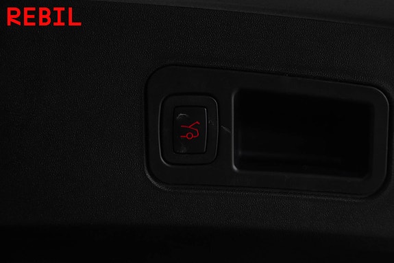 Tesla Model S 27 of 28