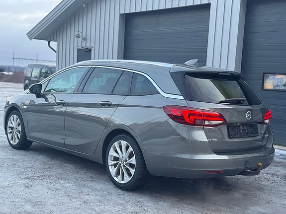 Opel Astra 3 of 24