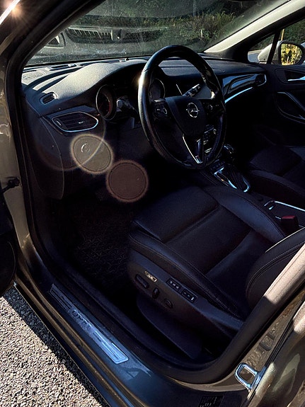 Opel Astra 23 of 24
