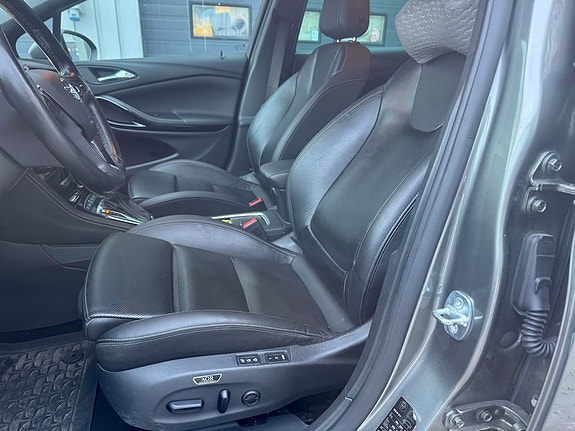 Opel Astra 16 of 24