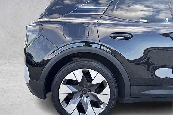 Ford Explorer 22 of 30