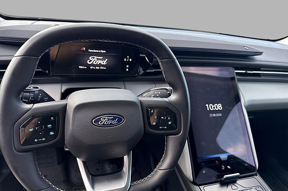Ford Explorer 12 of 30