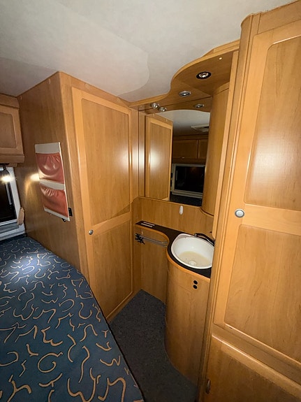 Hymer B654 6SETER 15 of 17