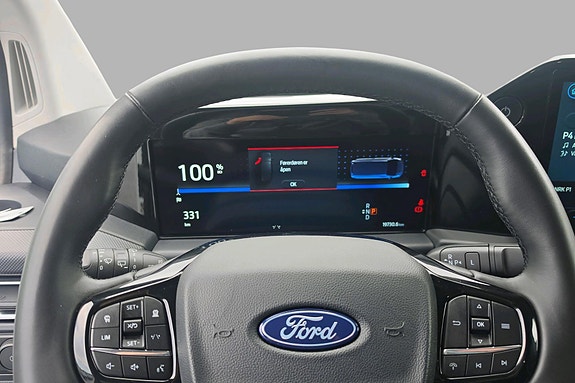 Ford Transit Custom 13 of 30