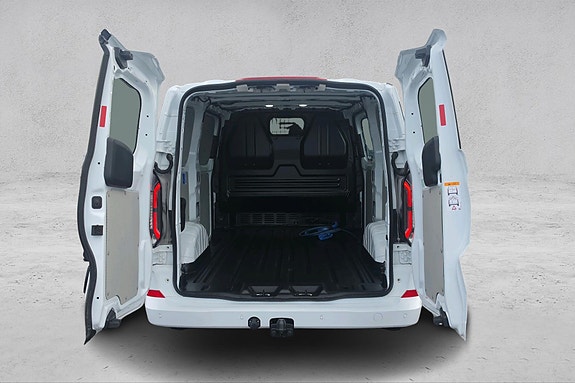 Ford Transit Custom 19 of 30